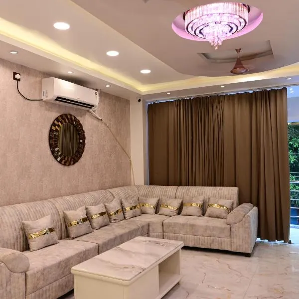 Royal Galaxy Homes，位于布巴内什瓦尔的酒店