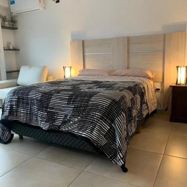 MONOAMBIENTE 2 o 3 personas，位于Saladillo的酒店