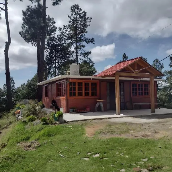 Cabaña la Escondida，位于Cruz de Madroño的酒店