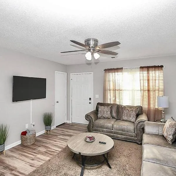 Serenity Escape，位于夏洛特的酒店