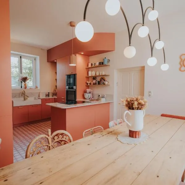 La Maison Trèfle - Entre terre et mer - 3 chambres et 4 lits double，位于凯卢昂的酒店
