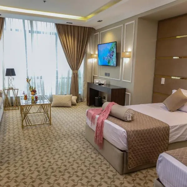 Cairo Taj Mohandesin Hotels & Suites，位于Al Ikhşāş的酒店