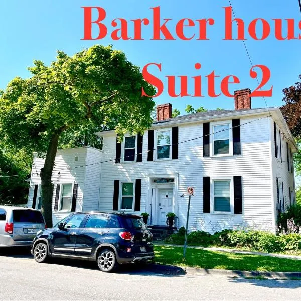 Barker House 2# Suite-heart of oldtown，位于滨湖尼亚加拉的酒店