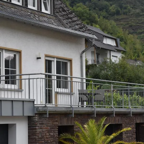 Ilonas Ferienwohnung，位于圣阿尔德贡德的酒店