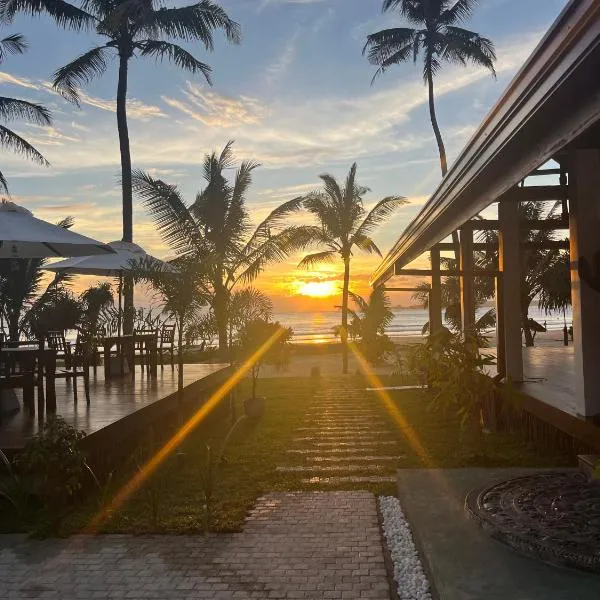 Turtle Beach Club，位于Pelena的酒店