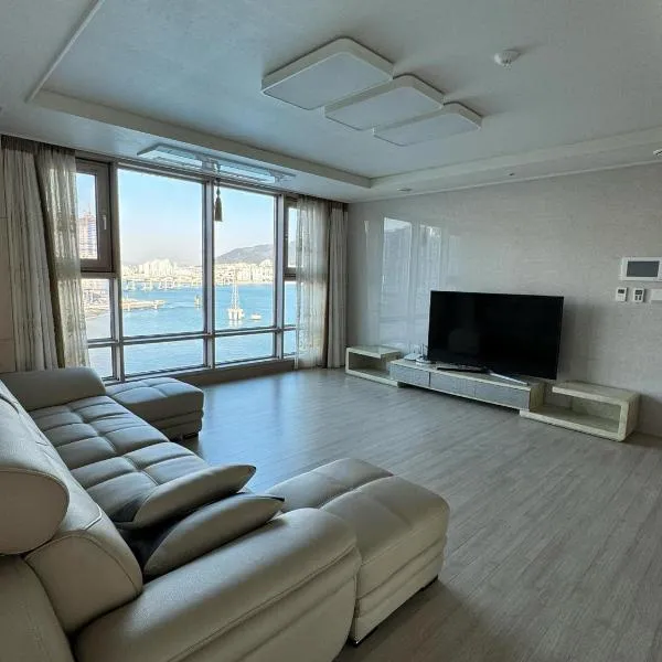 Luxury ocean view，位于釜山的酒店