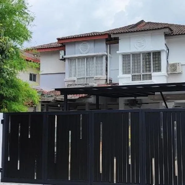 Homestay Anggerik 56 Saujana Utama，位于Jeram的酒店