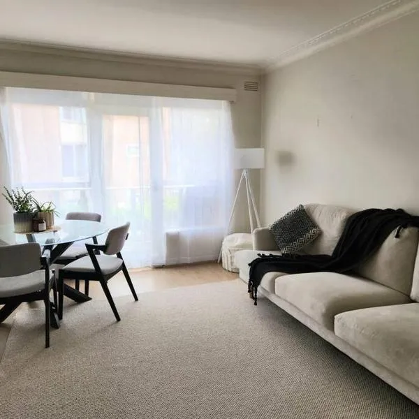 Cosy & Convenient Williamstown，位于威廉斯敦的酒店