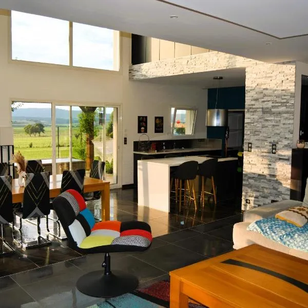 Villa du Val d'Usiers，位于Bians-les-Usiers的酒店