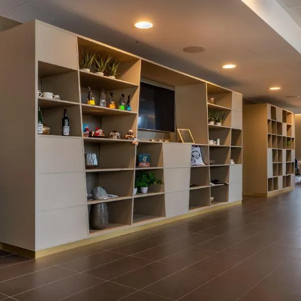 Holiday Inn - the niu, Ridge Halle Central Station by IHG，位于萨勒河畔哈雷的酒店