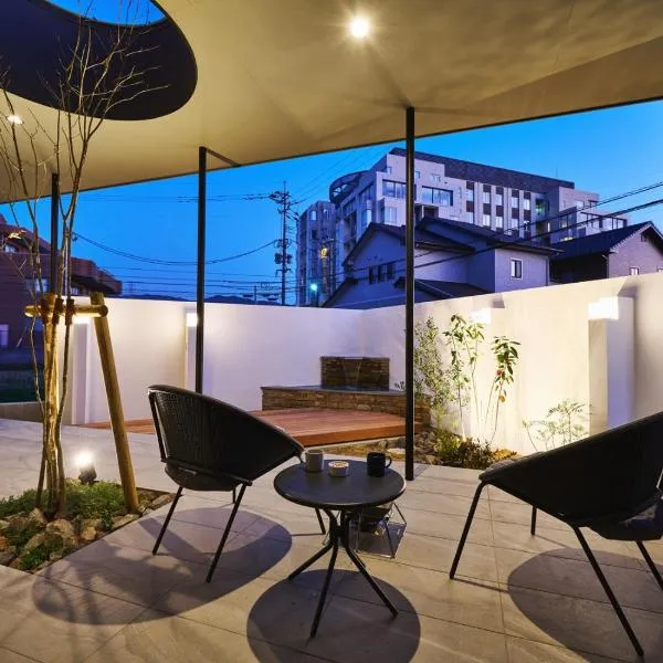 水響邸-blue sound villa-，位于唐津的酒店