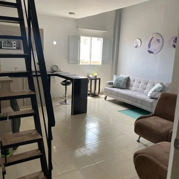 Apartamento en Las Mercedes tipo Loft，位于帕尔米拉的酒店