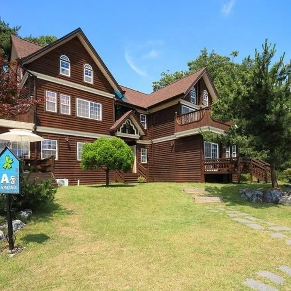Taean Anmyeondo Pension Marimo,位于泰安的酒店