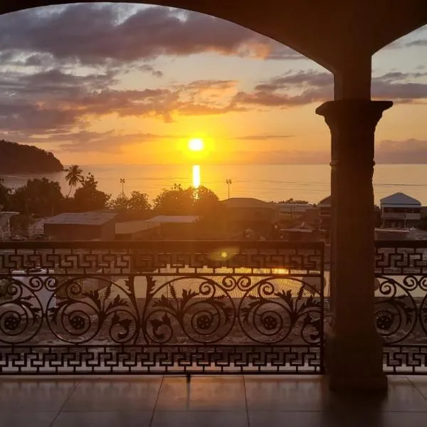 Grande maison avec vue sur la mer，位于Mtsamboro的酒店