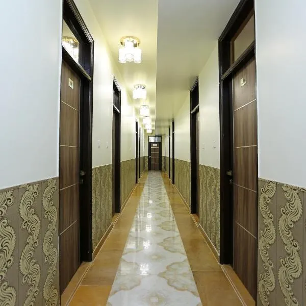 Super Townhouse Keshavpuram Near IIT Kanpur，位于Juhi Bari的酒店