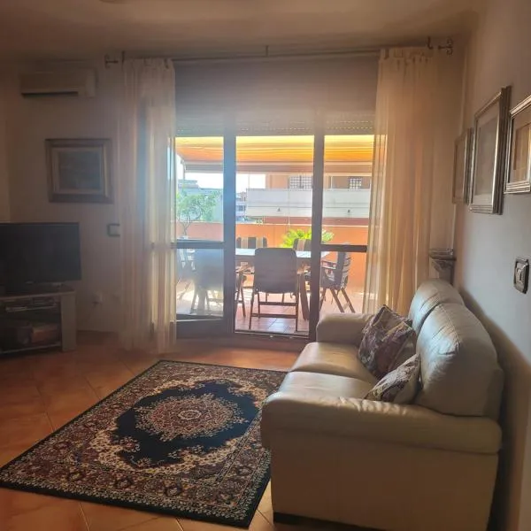 Alloggio per uso turistico ECM Giardino di Roma，位于Vitinia的酒店