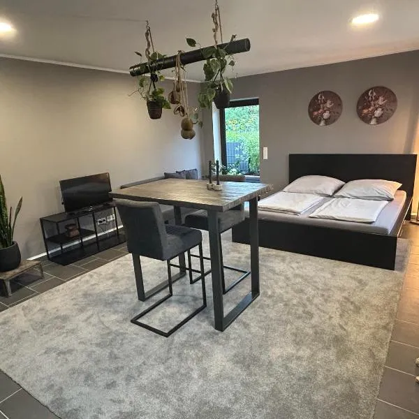 Cosy Bungalow-Apartment in ruhiger Toplage - nähe Düsseldorf，位于维利希的酒店