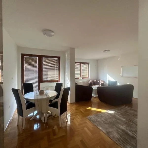 M apartman, Istočno Sarajevo, Lukavica，位于Donje Mladice的酒店