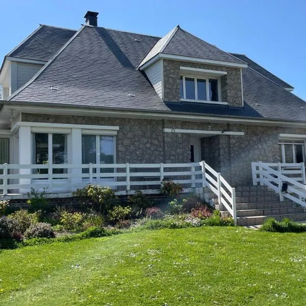 Maison Coco Quiberville sur Mer- Seaside Golfers villa - near Golf de Dieppe，位于基贝维尔的酒店