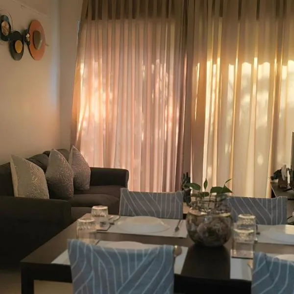 Goodstay 1,5Bhk Apartment near Dabolim Airport Tower-4-207，位于达波林的酒店