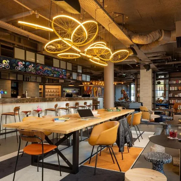 Moxy Paris Clamart，位于克拉马的酒店