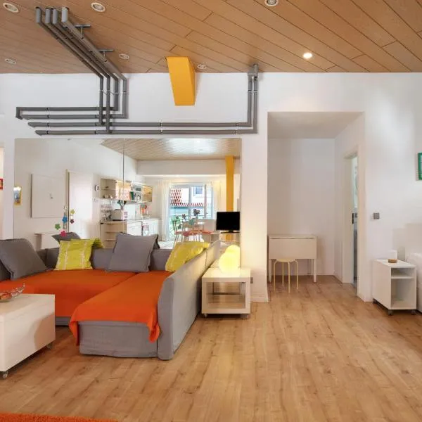 Ferienwohnung Nürtingen Loft-Style，位于尼尔廷根的酒店