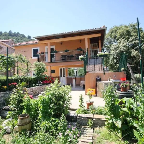LILY's Peaceful Oasis- BRAND NEW，位于Korita的酒店