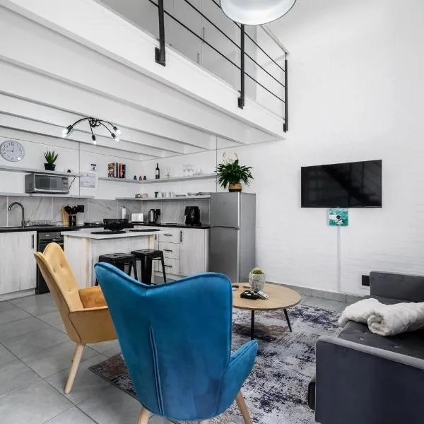 The Luxe Loft，位于Fernglen的酒店