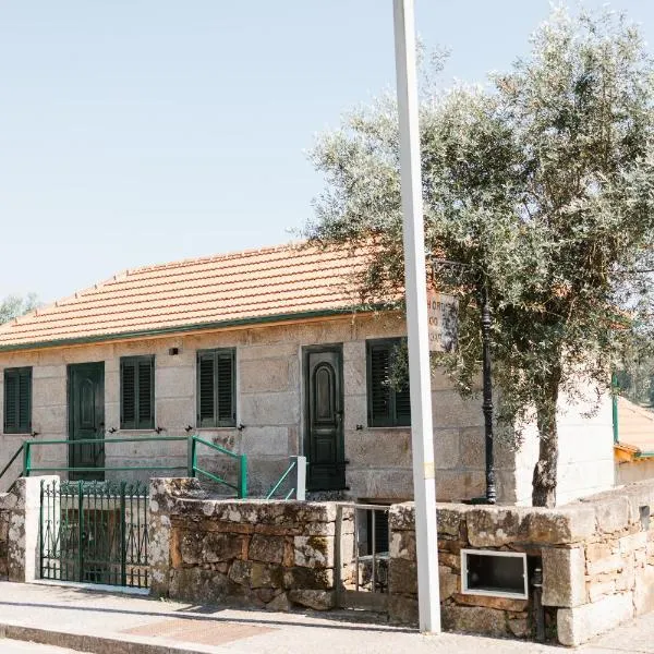 Alvarenga Apartments，位于阿尔瓦伦加的酒店