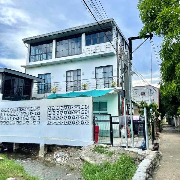 ASHBURN'S TRANSIENT Bauang LA UNION- SELF CHECK-IN, SELF SERVICE，位于巴旺的酒店