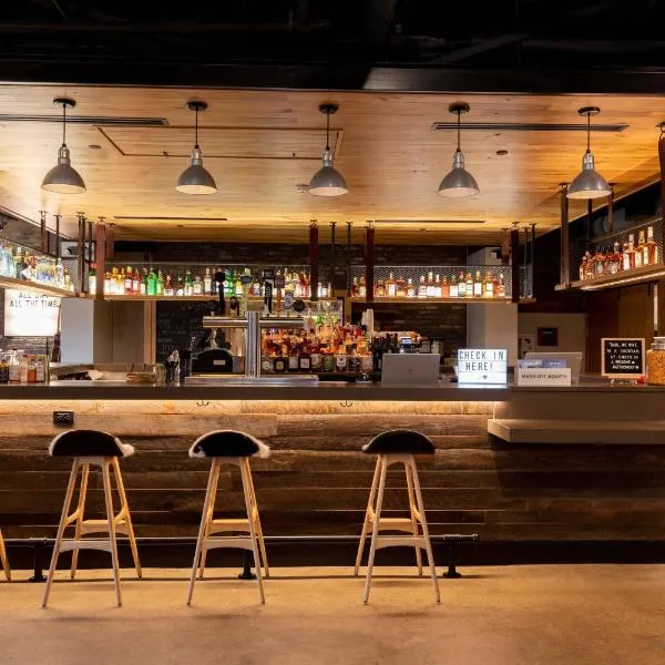 Moxy Nashville Downtown，位于纳什维尔的酒店