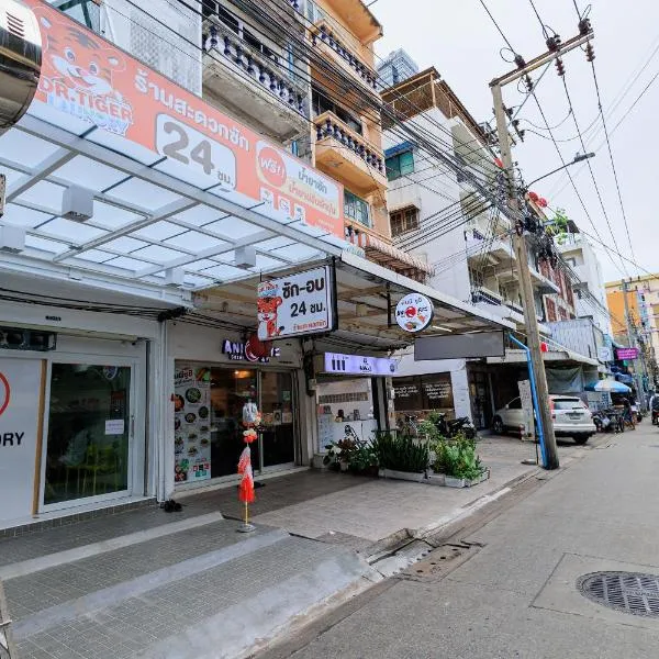 Reezq Hostel，位于Ban Khlong Bang Sai的酒店