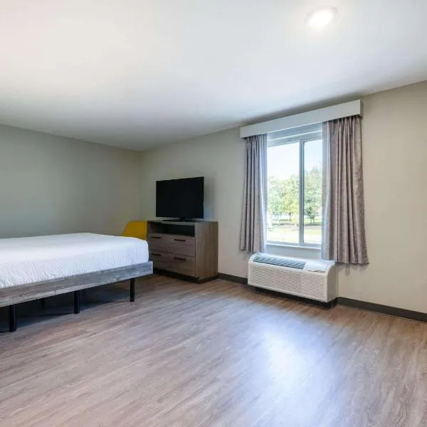 ECHO Suites Extended Stay by Wyndham Spartanburg，位于斯帕坦堡的酒店