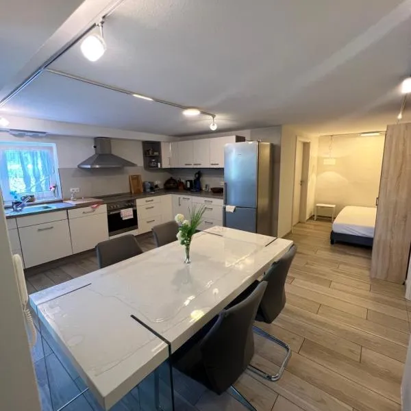 Ferienhaus Tafolli，位于Linsengericht的酒店