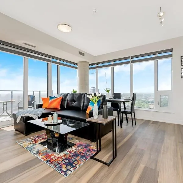 Newly Built Condo with Amazing Views，位于基奇纳的酒店