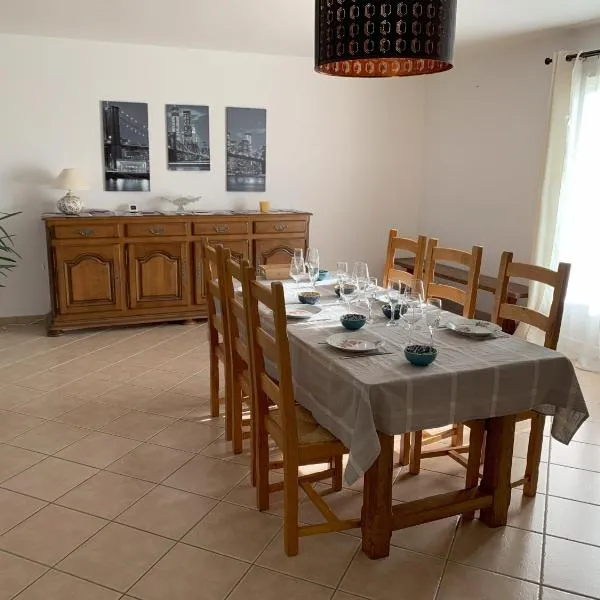 Une pause à Dompierre，位于Dompierre-en-Morvan的酒店