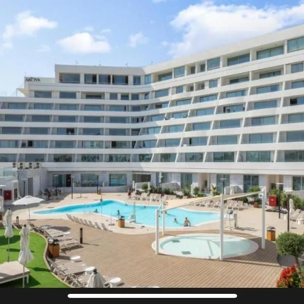 Beach Front affordable vacanc，位于埃拉特的酒店