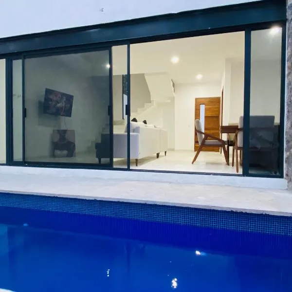 Casa con alberca climatizada y exclusiva para ti en Jiutepec，位于休特佩克的酒店