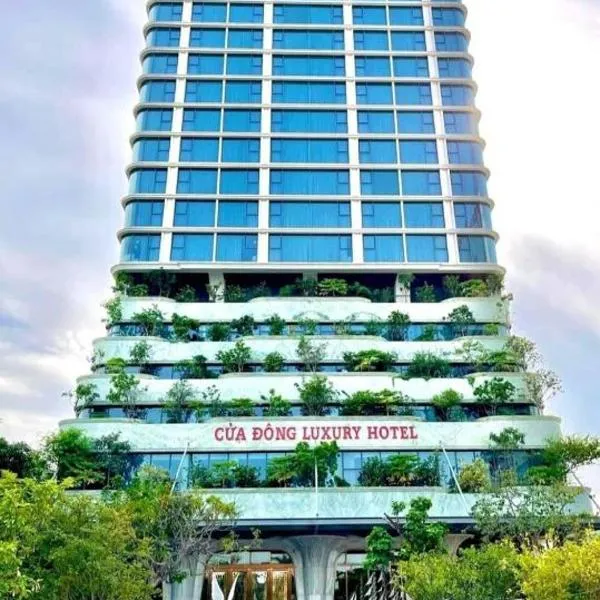 Cửa Đông Luxury Hotel，位于Ha Tinh的酒店