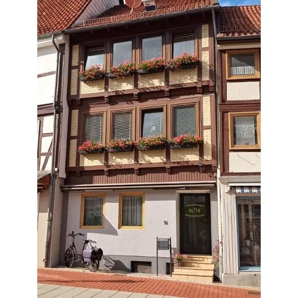 Haus am Markt Fewo 3，位于Schöningen的酒店