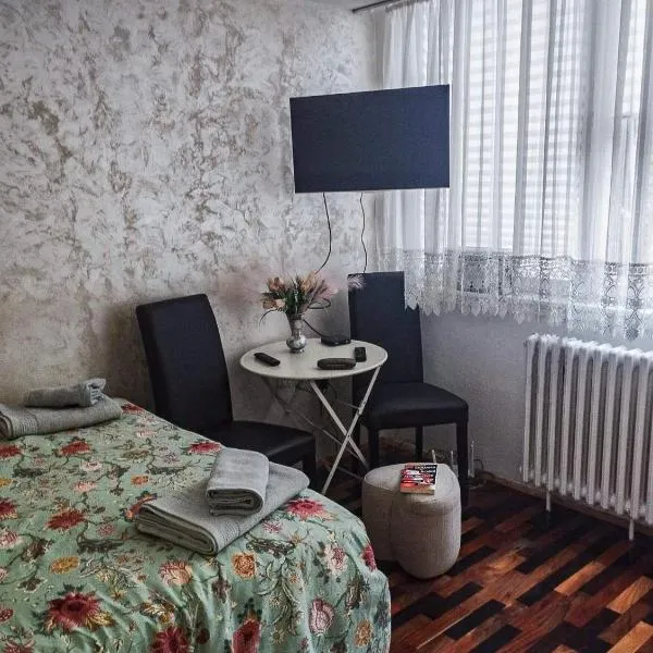Studio-Harmony，位于Kanarevo Brdo的酒店