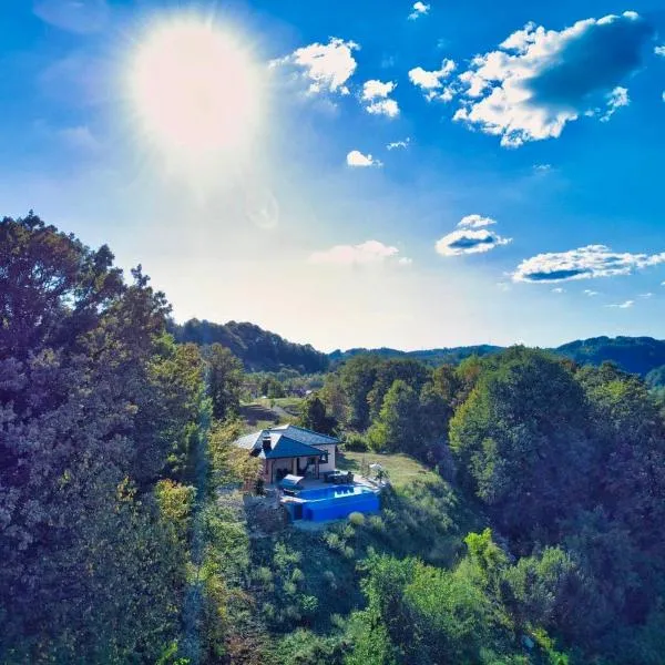 Vikendica-Villa Belvedere Srebrenik，位于Srebrenik的酒店