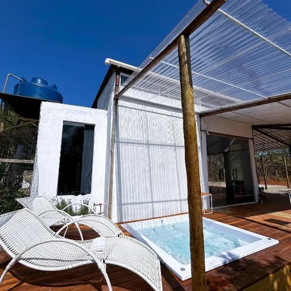 Chalés sol e luar，位于西波山的酒店