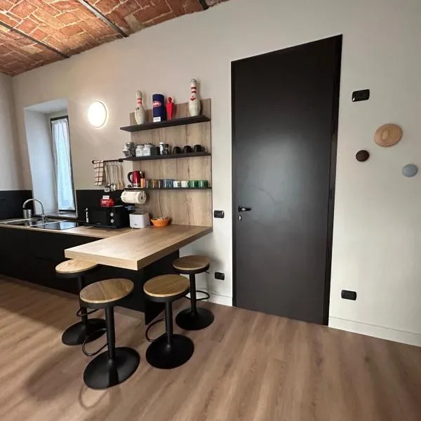 Civico 11，位于阿尔巴的酒店