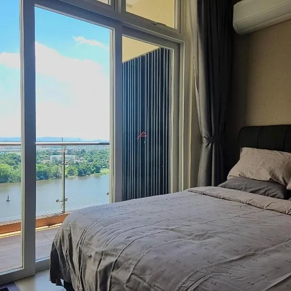 Blue Cove Riverine Diamond Kuching，位于古晋的酒店