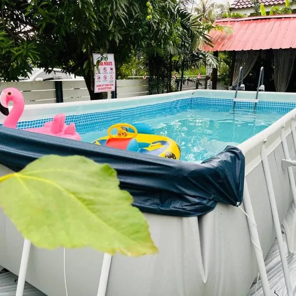 PULAI FIELD AA HOMESTAY，位于加央的酒店