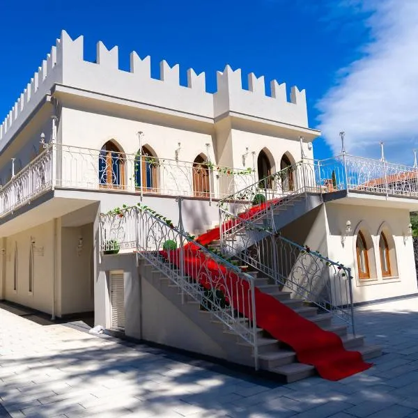 The Castle of Etna，位于特雷卡斯塔尼的酒店