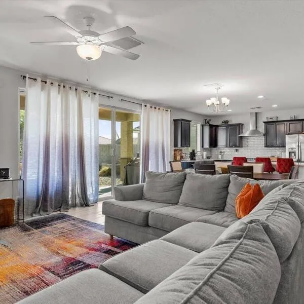 Family Vacation Home，位于Maricopa的酒店