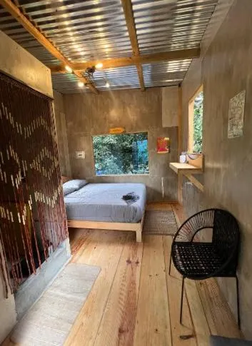 EB5 Escape-Contemporary Stay, San Marcos La Laguna, City Art，位于圣马科斯拉拉古纳的酒店