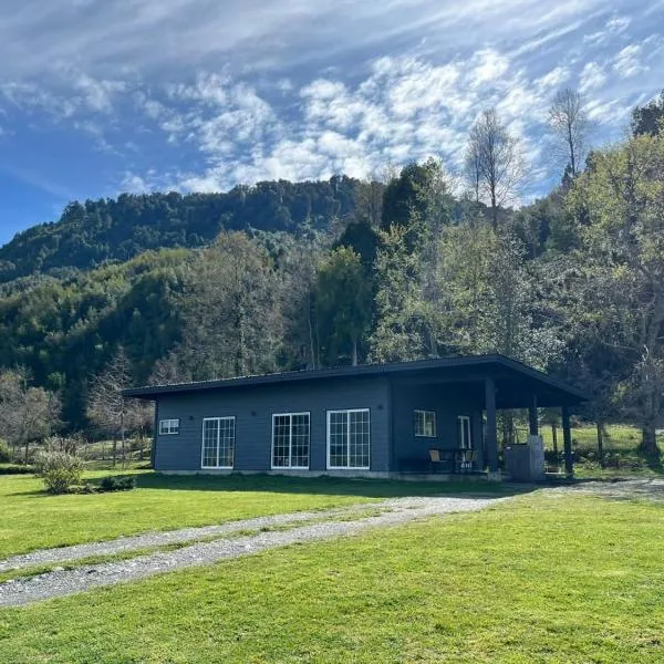 Cabaña Azul，位于Riñinahue的酒店